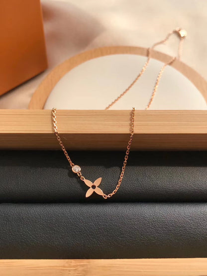 [⭐Sparkve]BLOSSOM PENDANT PINK GOLD AND DIAMOND