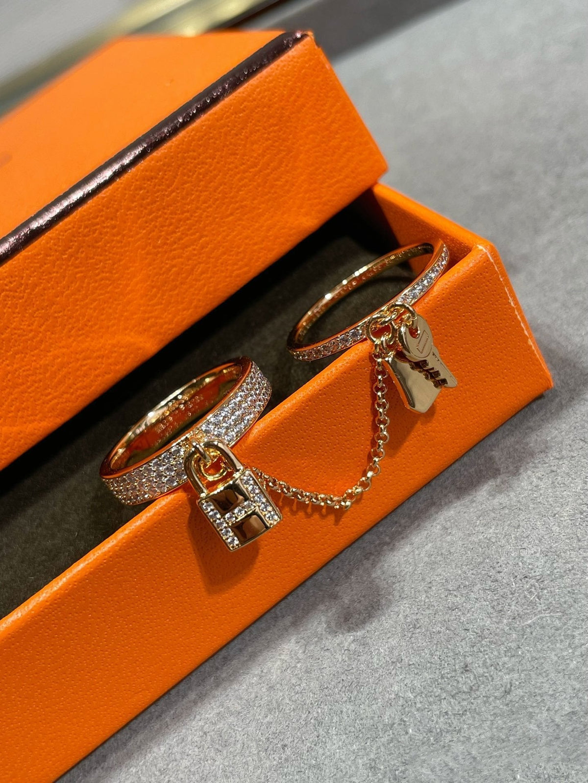[⭐Sparkve]HM KELLY CLOCHETTE DOUBLE RING IN  WITH DIAMONDS