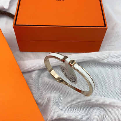 [⭐Sparkve]CLASSIC HM CLIC WHITE 8MM ENAMEL BRACELET