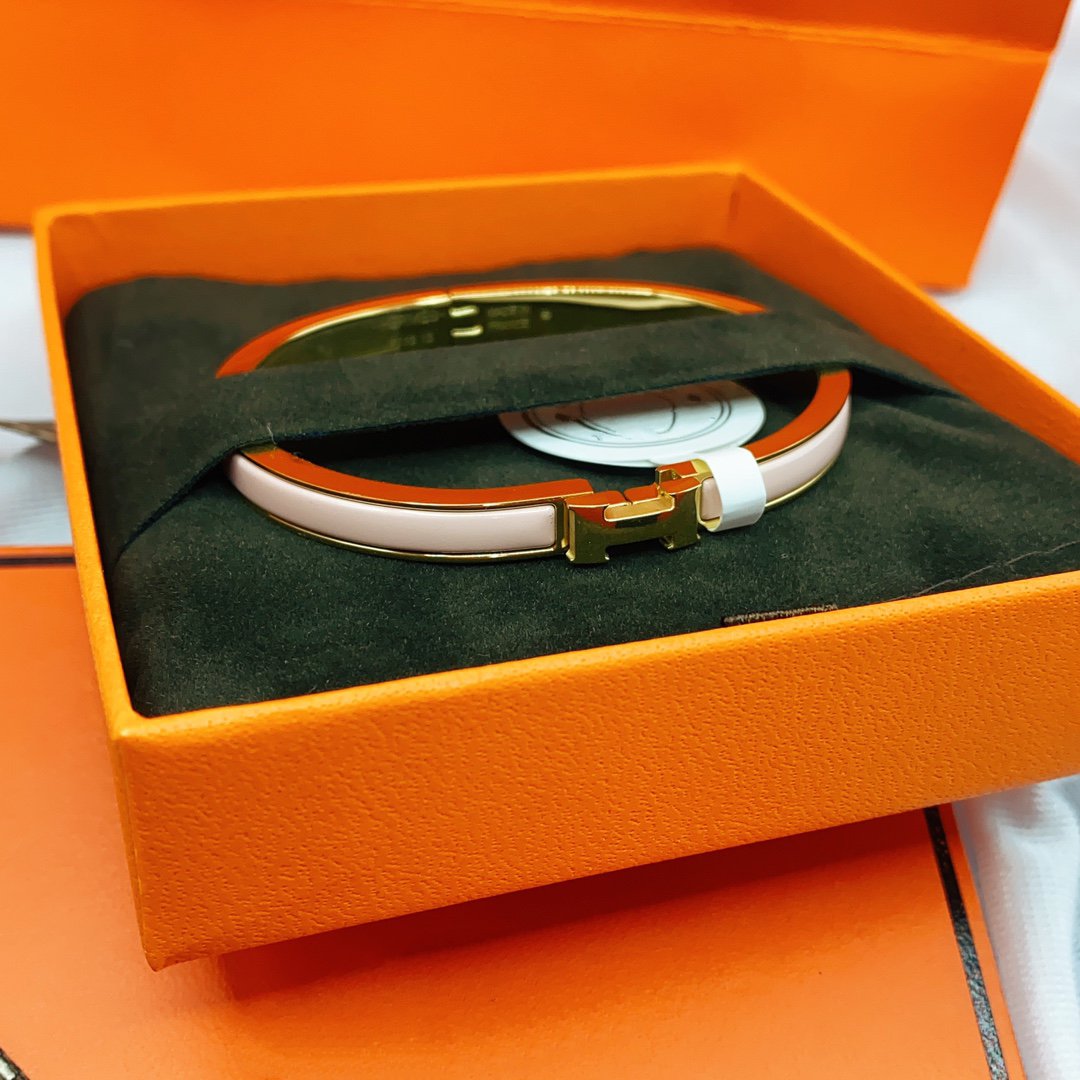 [⭐Sparkve]CLASSIC HM CLIC  PINK 8MM ENAMEL BRACELET