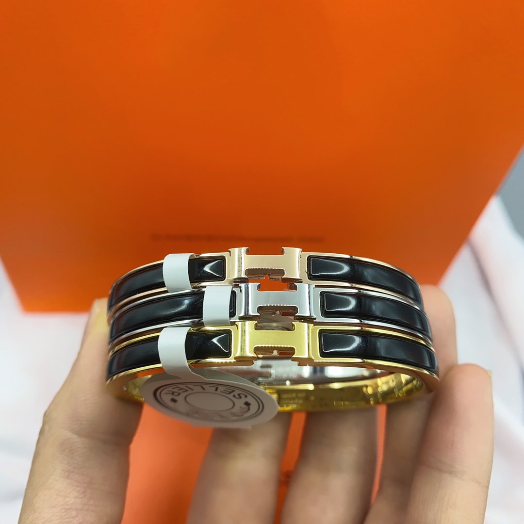 [⭐Sparkve]CLASSIC HM CLIC BLACK 8MM ENAMEL BRACELET