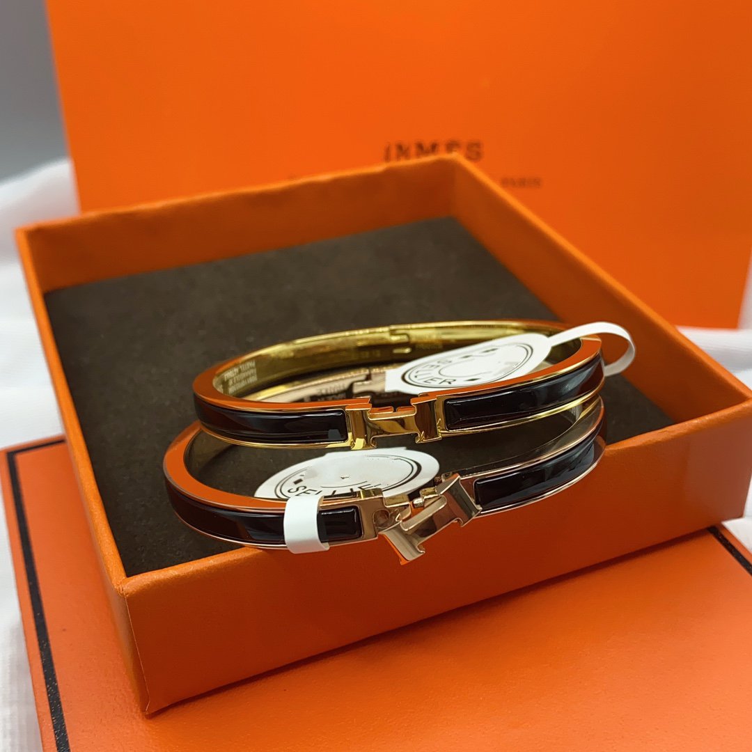 [⭐Sparkve]CLASSIC HM CLIC BLACK 8MM ENAMEL BRACELET