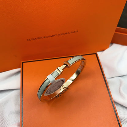 [⭐Sparkve]CLASSIC HM CLIC GREEN 8MM ENAMEL BRACELET