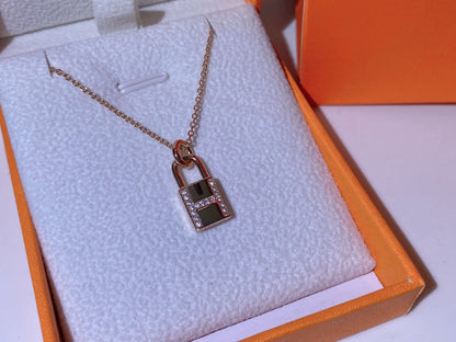 [⭐Sparkve]HM ADVANCED NICHE LOCK HEAD NECKLACE DIAMONDS