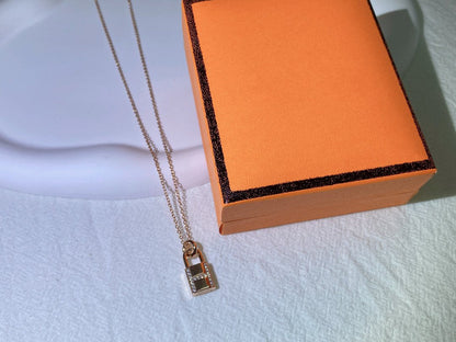 [⭐Sparkve]HM ADVANCED NICHE LOCK HEAD NECKLACE DIAMONDS