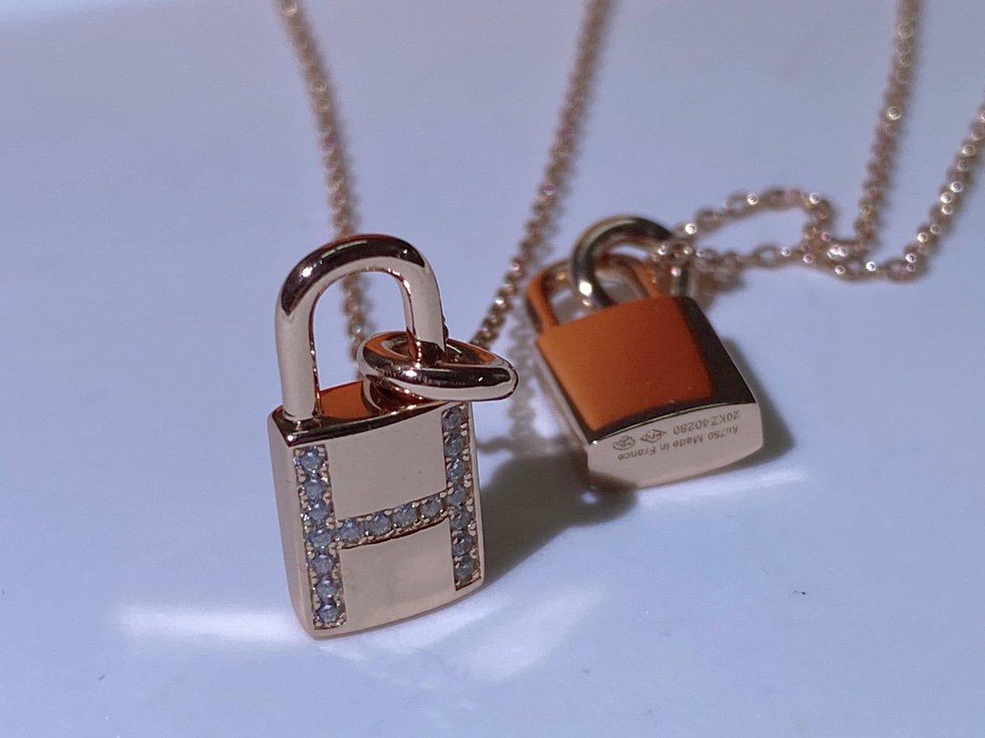 [⭐Sparkve]HM ADVANCED NICHE LOCK HEAD NECKLACE DIAMONDS