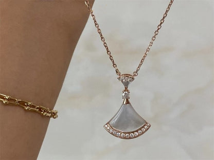 [⭐Sparkve]DREAM NECKLACE MOP PINK GOLD DIAMOND