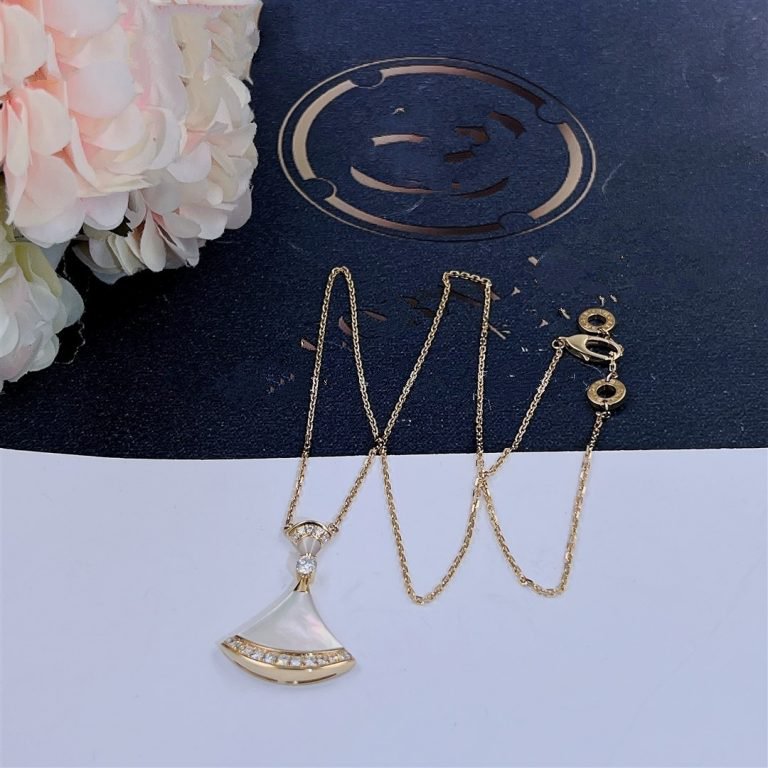 [⭐Sparkve]DREAM NECKLACE MOP GOLD DIAMOND