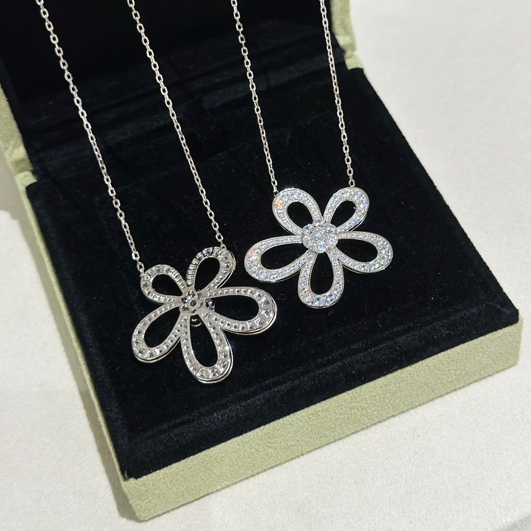 [⭐Sparkve]FLOWERLACE NECKLACE FULL DIAMONDS