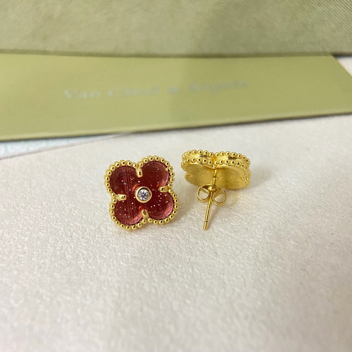 [⭐Sparkve]2026 NEW  CLOVER 1 MOTIFPINK ENAMEL STUD EARRINGS WITH DIAMONDS