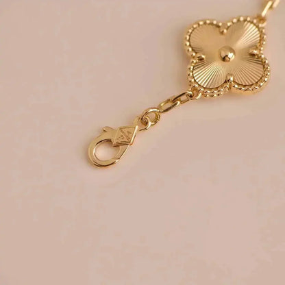 [⭐Sparkve] CLOVER 5 MOTIF LASER BRACELET COLLECTION