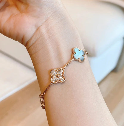 [⭐Sparkve] CLOVER 5 MOTIF GRAY MOP BRACELET COLLECTION