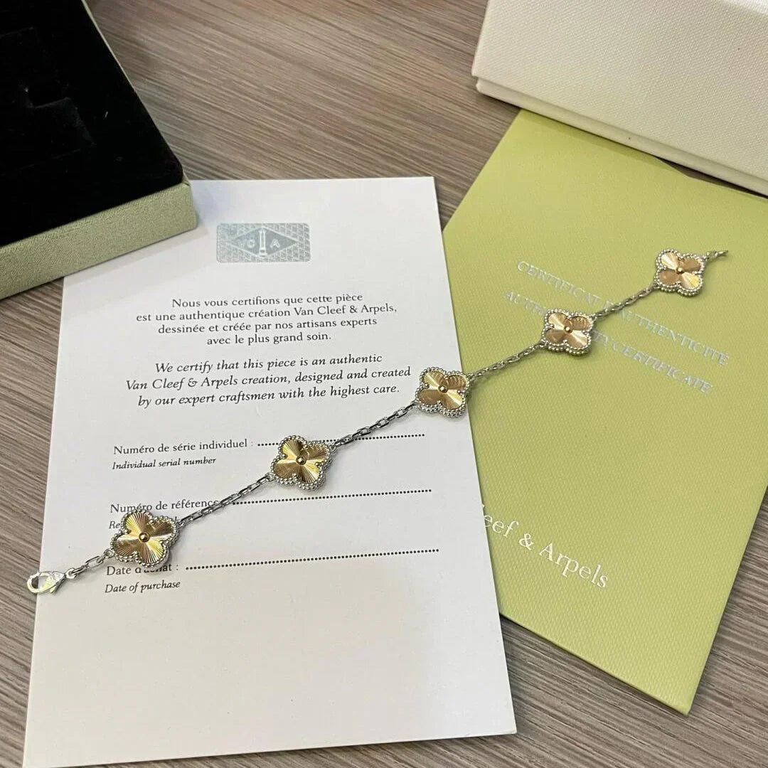 [⭐Sparkve] CLOVER 5 MOTIF LASER BRACELET COLLECTION