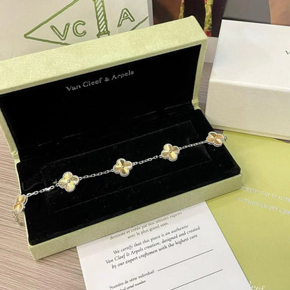 [⭐Sparkve] CLOVER 5 MOTIF LASER BRACELET COLLECTION