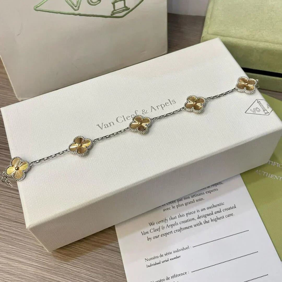 [⭐Sparkve] CLOVER 5 MOTIF LASER BRACELET COLLECTION