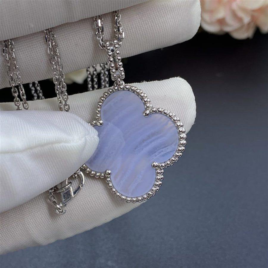 [⭐Sparkve]CLOVER SILVER CHALCEDONY BIG CLOVER NECKLACE