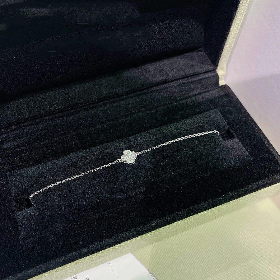 [⭐Sparkve]CLOVER  SINGLE FLOWER BRACELET SILVER