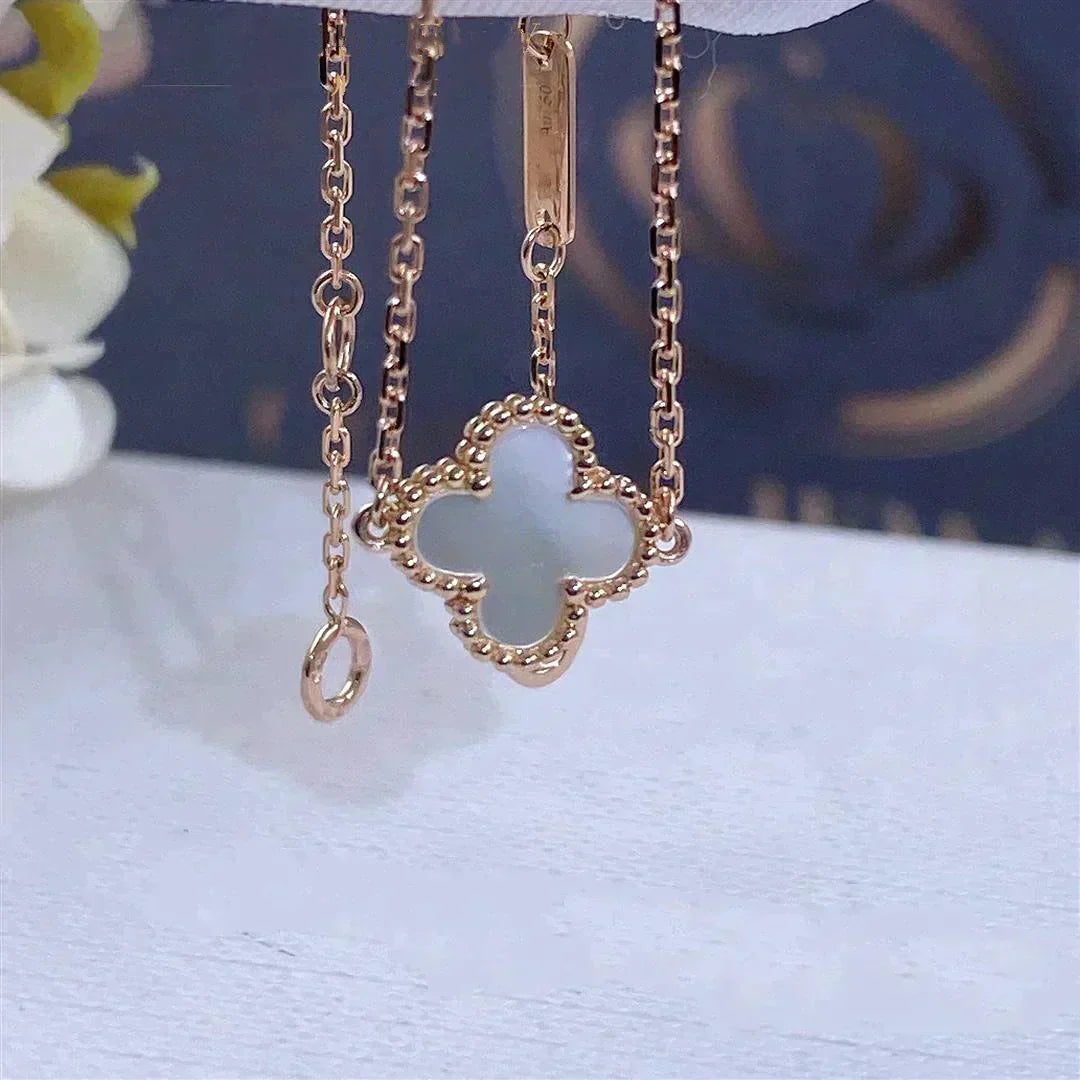 [⭐Sparkve]CLOVER WHITE MOP SINGLE FLOWER BRACELET