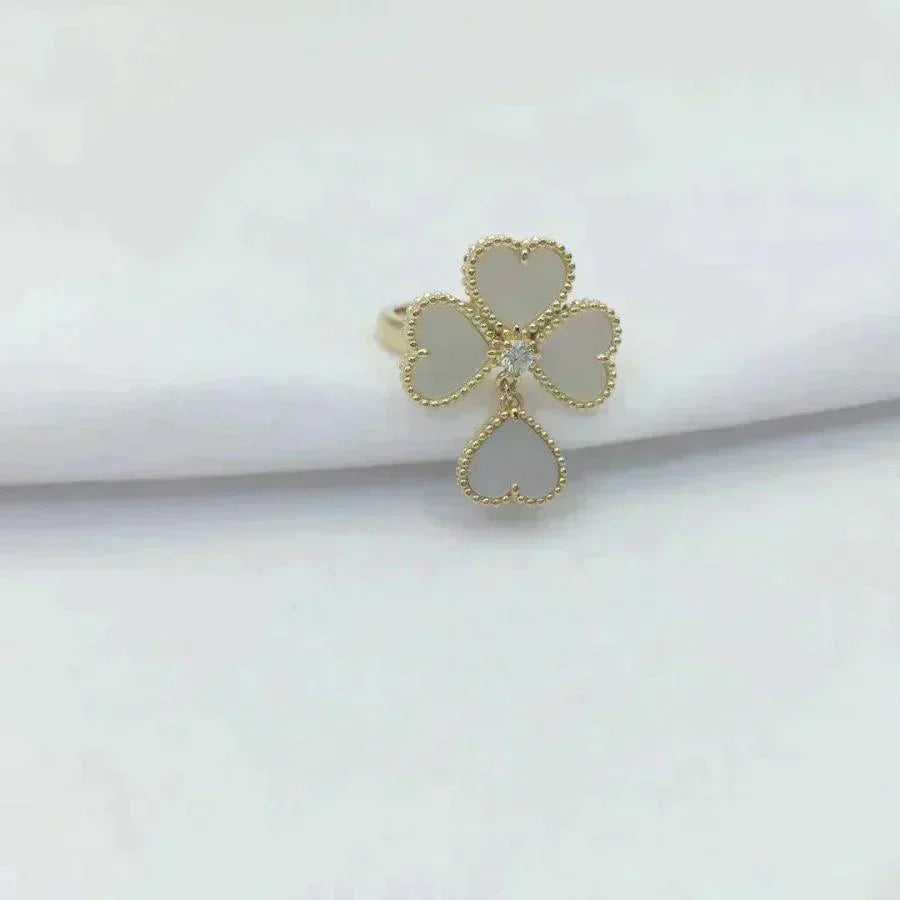 [⭐Sparkve]SWEET CLOVER WHITE MOP RING