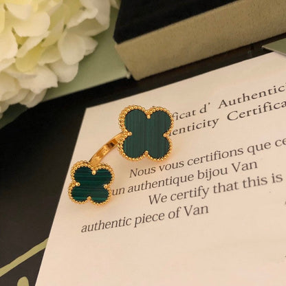 [⭐Sparkve]CLOVER BETWEEN THE FINGER RING