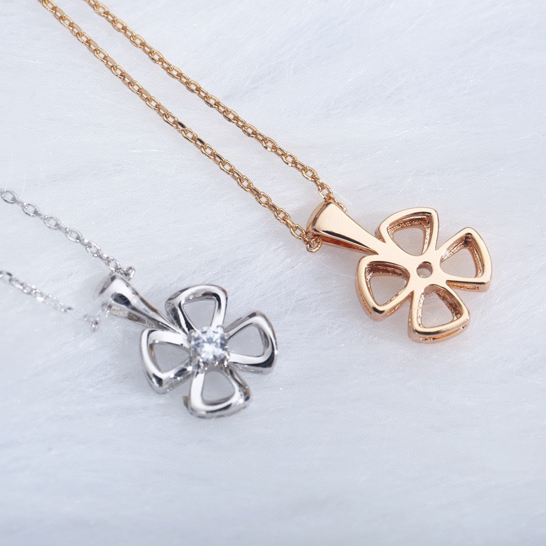 [⭐Sparkve]FIOREVER NECKLACE DIAMOND CENTER