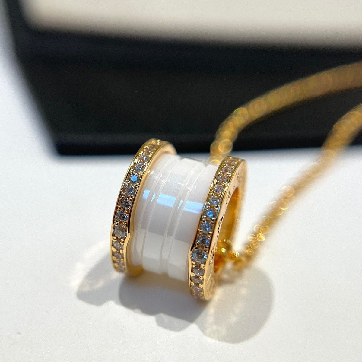 [⭐Sparkve]ZERO 1 WHITE CERAMIC DIAMOND PINK GOLD NECKLACE